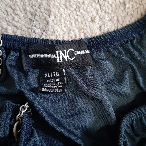 🆕Women's Peasant Blouse - Picture 2 of 7